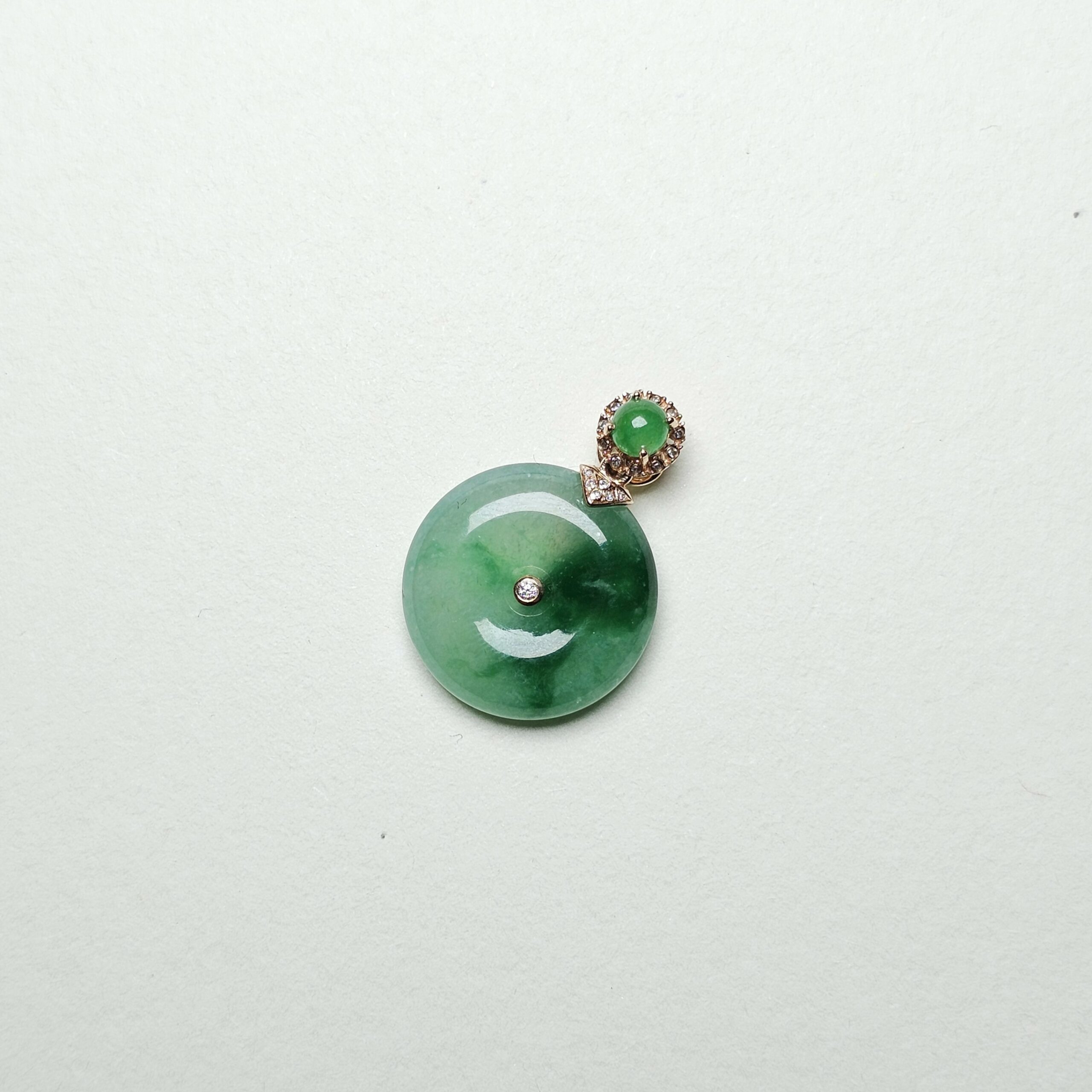 Mặt jadeite tròn vàng 18k