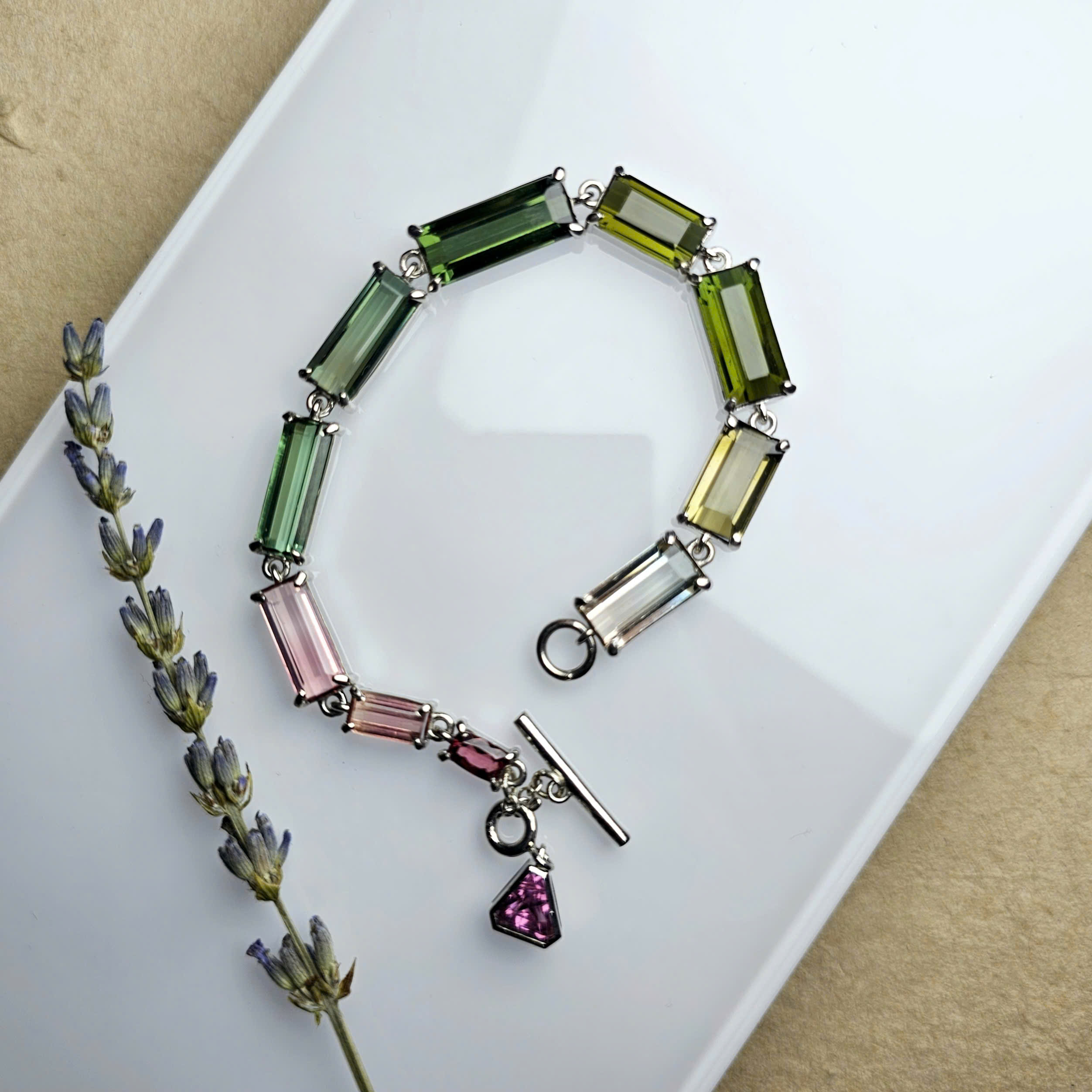 Lắc bạc và Tourmaline chuyển màu treo charm Spinel - Hình ảnh 2